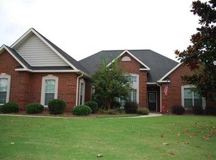 131 Roseine Dr, Warner Robins, GA 31088