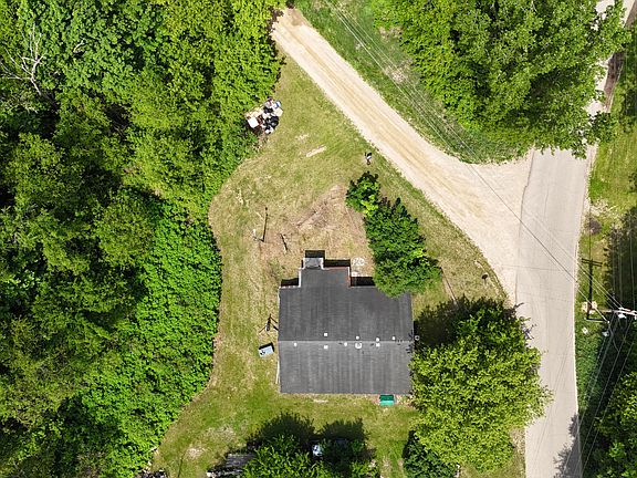 5th image of 52682 Lindbergh Dr