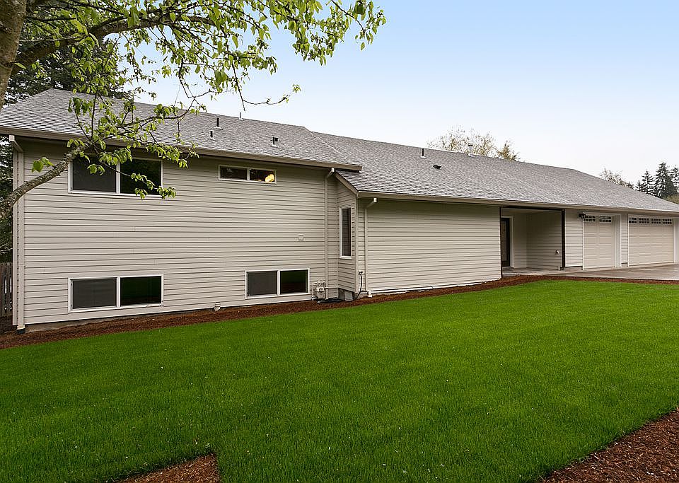 1st image of 875 SE 39th Ct