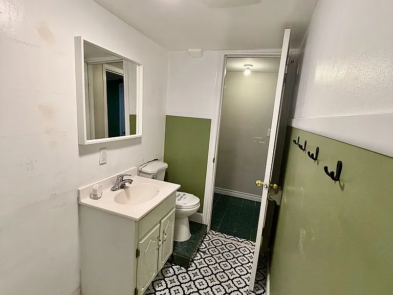 115 Clansman Trl #BASEMENT — Photo 21