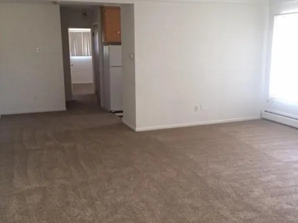 22320 Oconnor St #6, Saint Clair Shores, MI 48080