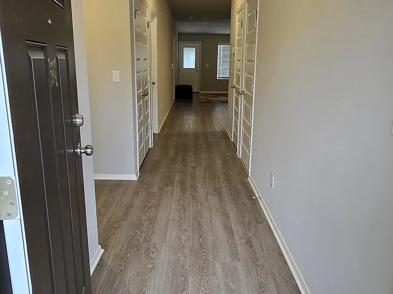 6605 NW Kathleen St — Photo 3
