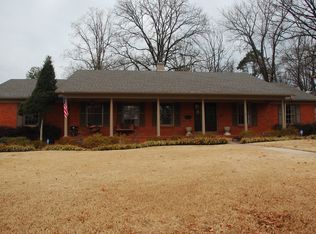 8117 Leawood Blvd, Little Rock, AR 72205