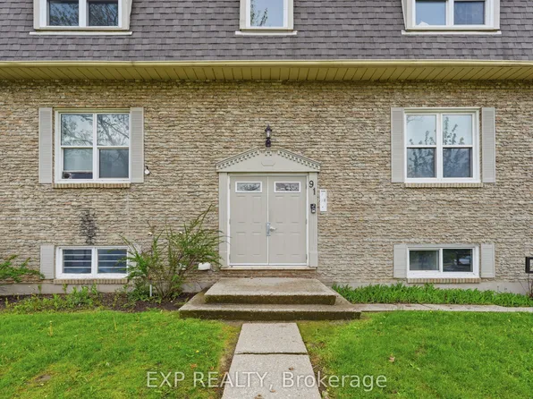 91 Westmount Rd N #3, Waterloo, ON N2L 5G5