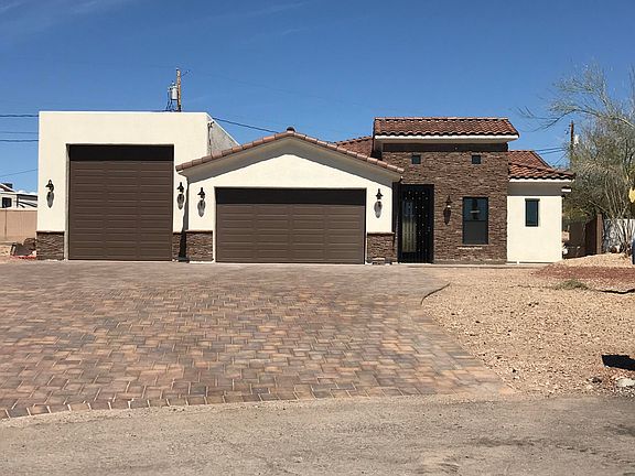 3rd image of 152 Surfsong Ln