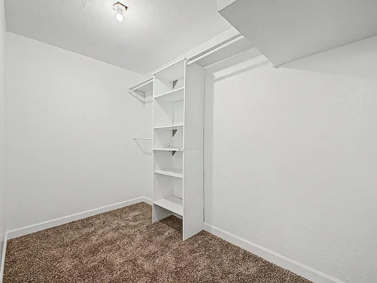 3519 W Orchid Ln — Photo 31