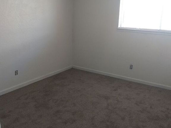 5th image of 1714 Frienza Ave