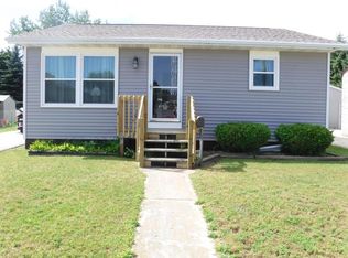 2615 11th St, Two Rivers, WI 54241