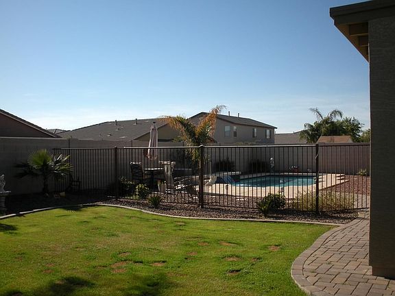4th image of 6909 W Southgate Ave