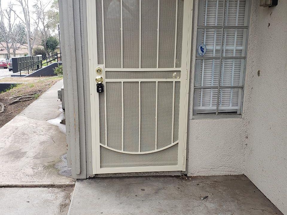 1st image of 2006 Palm Ave