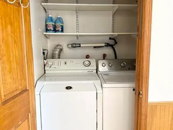 720 Hudson Avenue image 6 of 11