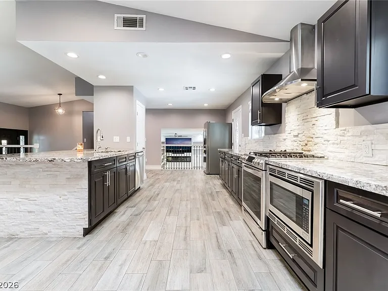 7425 Copper Crown Ct — Photo 14