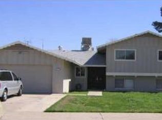 26400 Carlysle St, Inkster, MI 48141