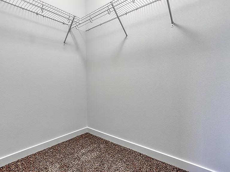 1122 N Auburn Pl — Photo 24