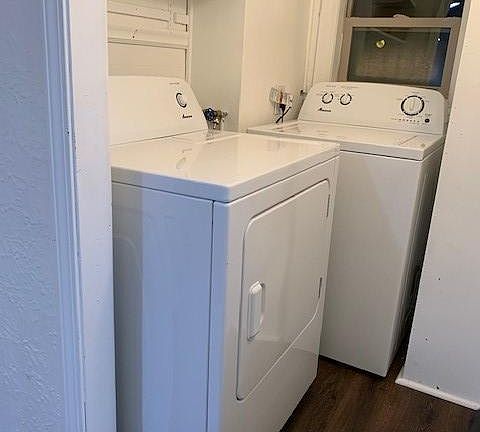 5th image of 2624 Hazel St