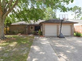209 Lake Calcasieu Ct, Slidell, LA 70461