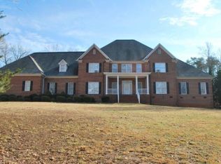 1218 Enchanted Forest Rd, Browns Summit, NC 27214