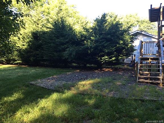 4th image of 94 Franklin St