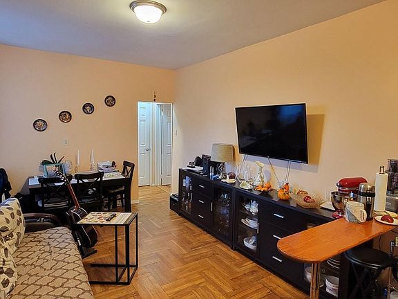 2nd image of 8835 23rd Ave #6