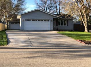 2308 20th Ave SW, Willmar, MN 56201