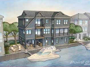70 Peninsula Dr #B, New Buffalo, MI 49117