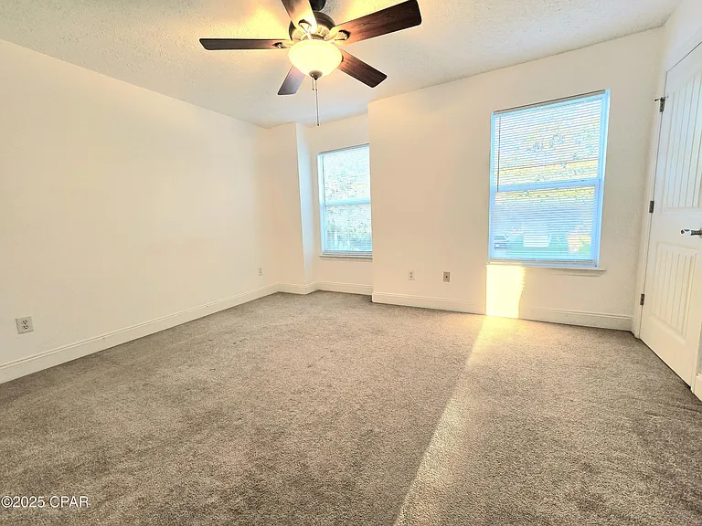 1913 Laurel Ave #A — Photo 12
