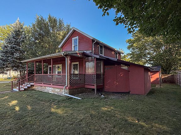 3rd image of 401 Sheldon St