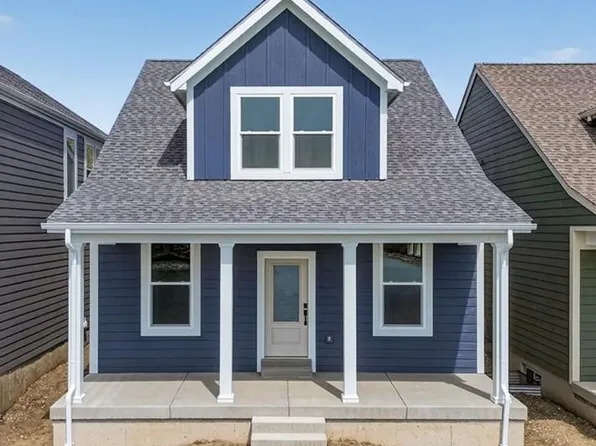 237 Arpent Alley St, Saint Charles, MO 63301
