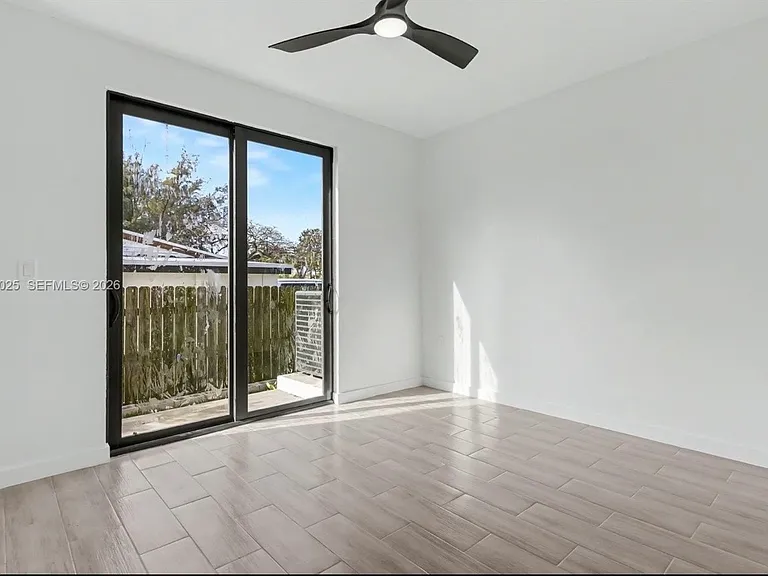6140 SW 39th St — Photo 4