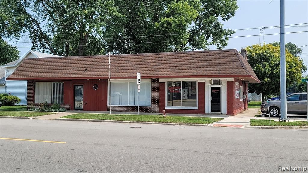 200 S Main St, Oakley, MI 48649 | Zillow