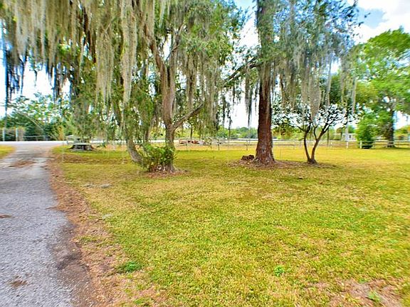3rd image of 3730 E County Road 542