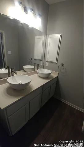8535 Pecan Cross — Photo 10