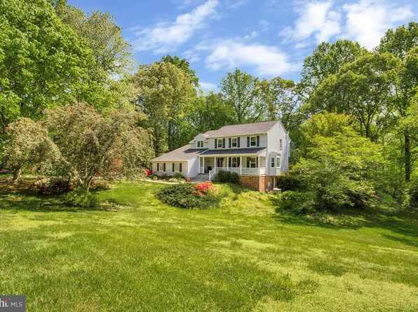 8365 Waverly Rd, Owings, MD 20736