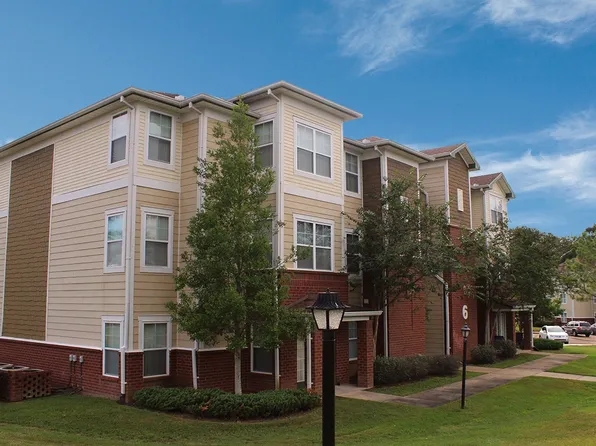 Pinnacle at Magnolia Pointe