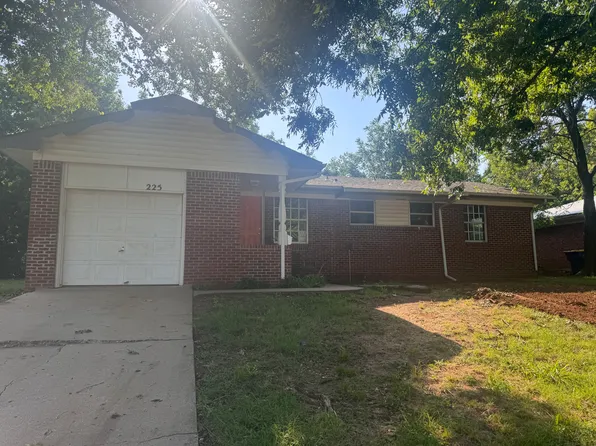 225 S Dryden St, Stillwater, OK 74074