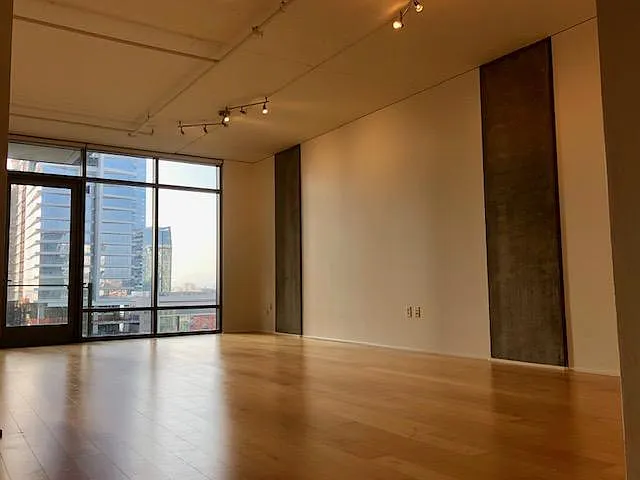 1100 S Hope St #1104 — Photo 14