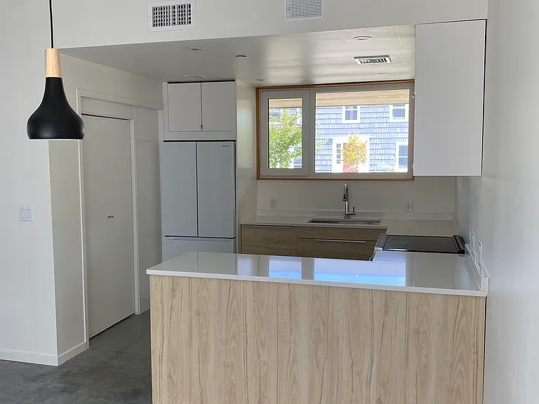 14 Freeman St — Photo 10