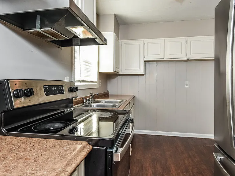 1165 Wisteria Dr SW — Photo 7