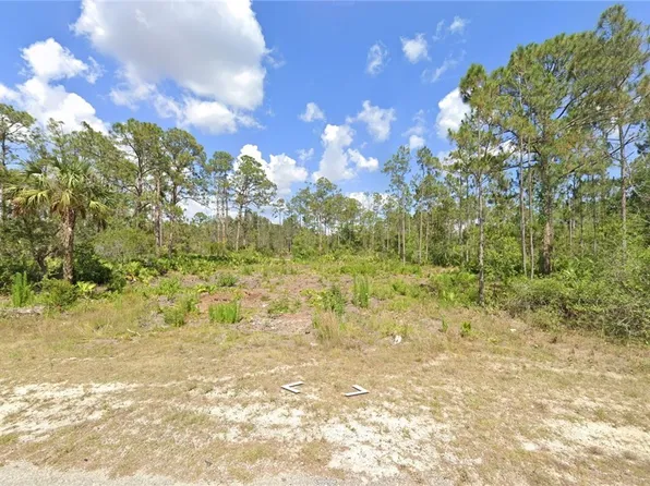 2106 Winnetka Dr, Lehigh Acres, FL 33972