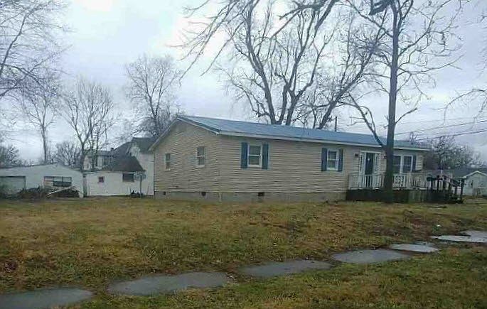 1st image of 288 E Mark St