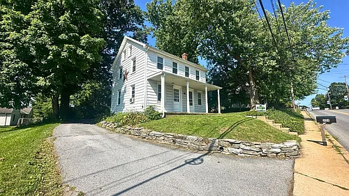 1404 E Newport Rd Photo 1 1404 E Newport Rd Photo 1