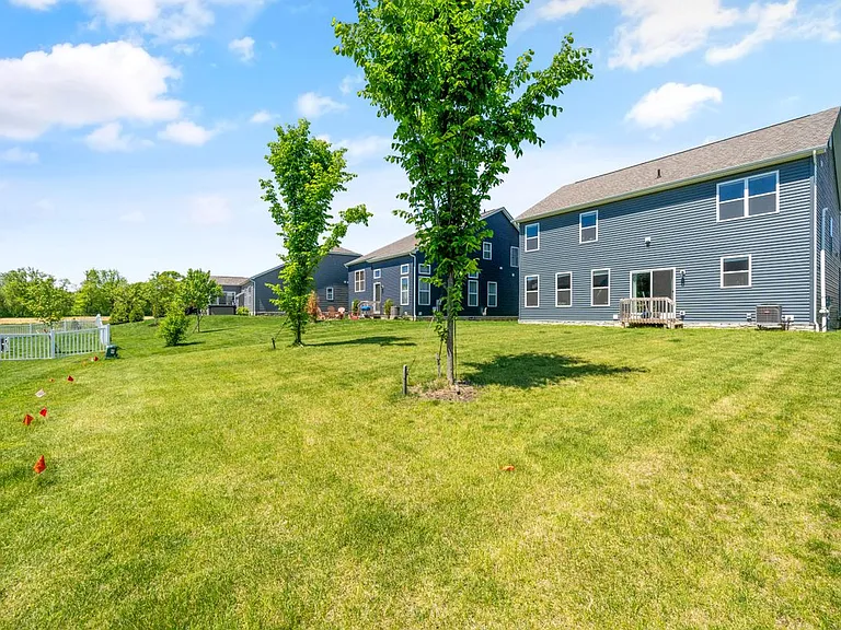 1033 Quarry Oak Dr — Photo 15