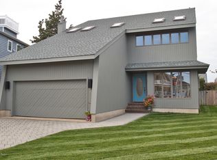 33 Dickman Dr, Lavallette, NJ 08735