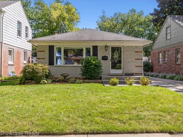 11304 Ingram St, Livonia, MI 48150