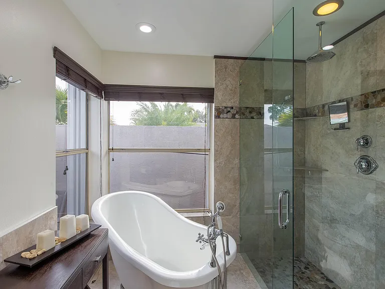 1741 Grantham Dr — Photo 18
