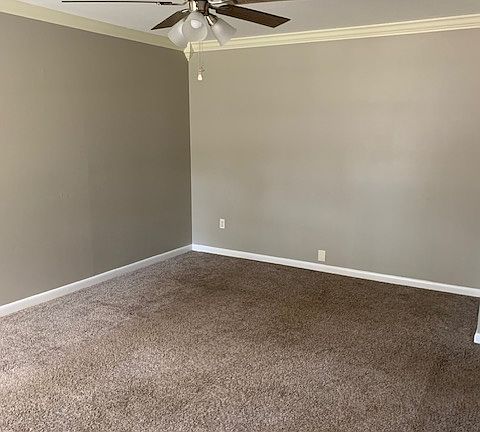 4th image of 2627 Epworth Ln