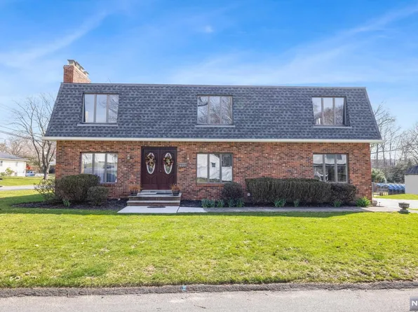 420 High St, Norwood, NJ 07648