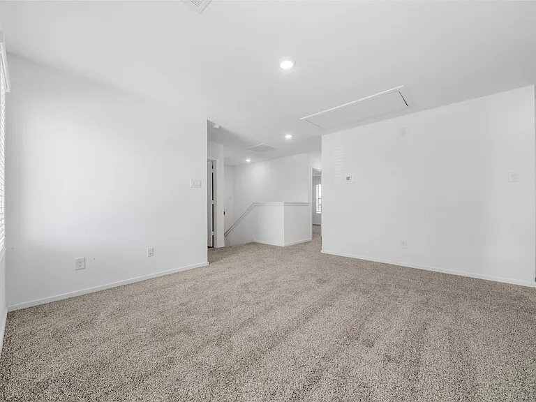 3013 Alder Flower Dr — Photo 10