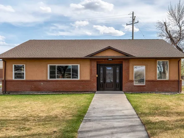84 Park Ave, Lovell, WY 82431