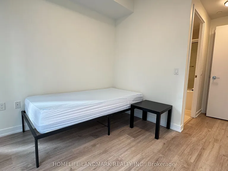1 Yorkville Ave #601 — Photo 10